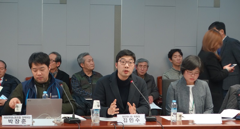 ▲ 청년유니온 김민수 위원장이 청년들의 실업 문제에 대해 이야기하고 있다.