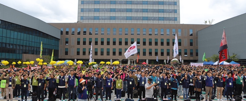 ▲ 민주노총이 23일 오후 경북 김천 한국도로공사 본사 앞에서 69차 임시대대를 개최했다.