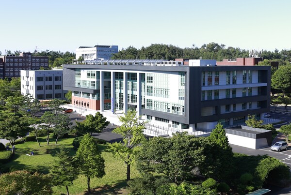 대학본부 군산대지부 “대학 정상화를 위해 총장은 즉시 사퇴하라!”