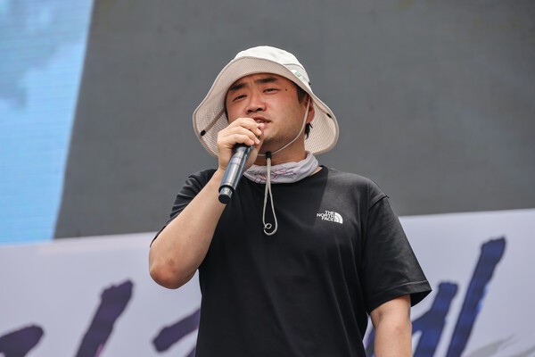 김성규 강원대지부 조합원이 발언하고 있다.